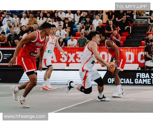 中国男篮迎战波多黎各队全力争胜展现实力与团队合作精神